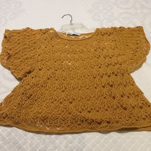 Zara crochet top with lining